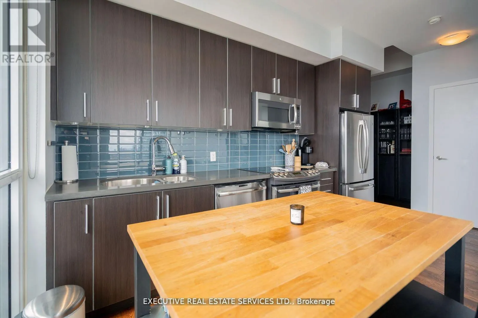 LPH07 - 2200 LAKESHORE BOULEVARD W