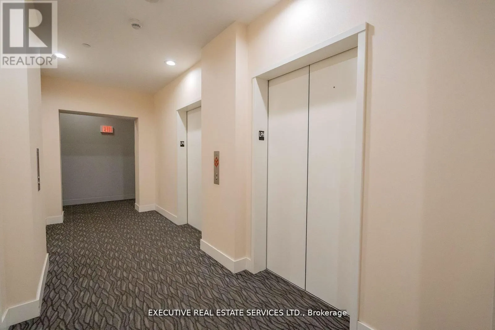 LPH07 - 2200 LAKESHORE BOULEVARD W