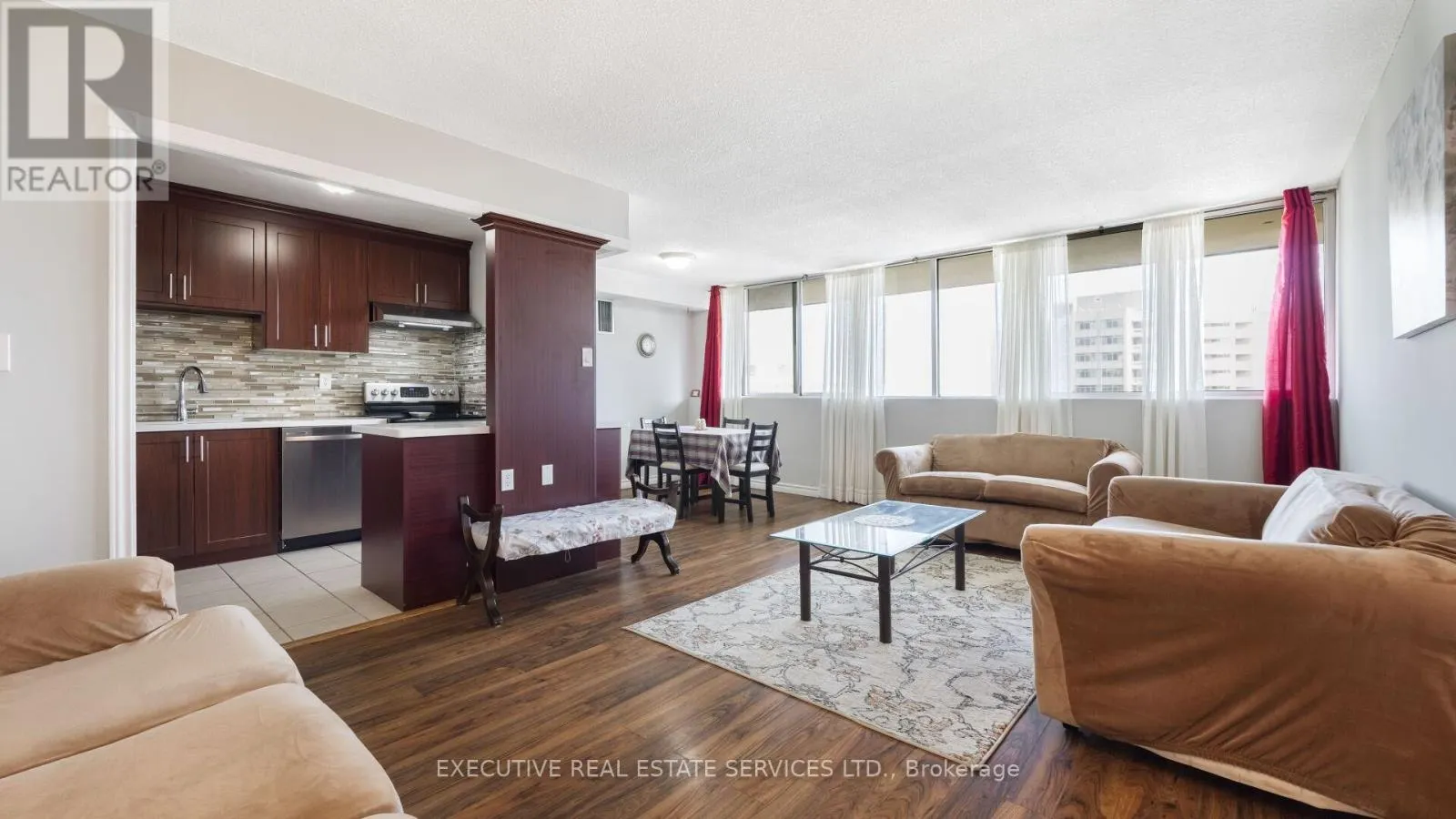 2002 - 3590 KANEFF CRESCENT