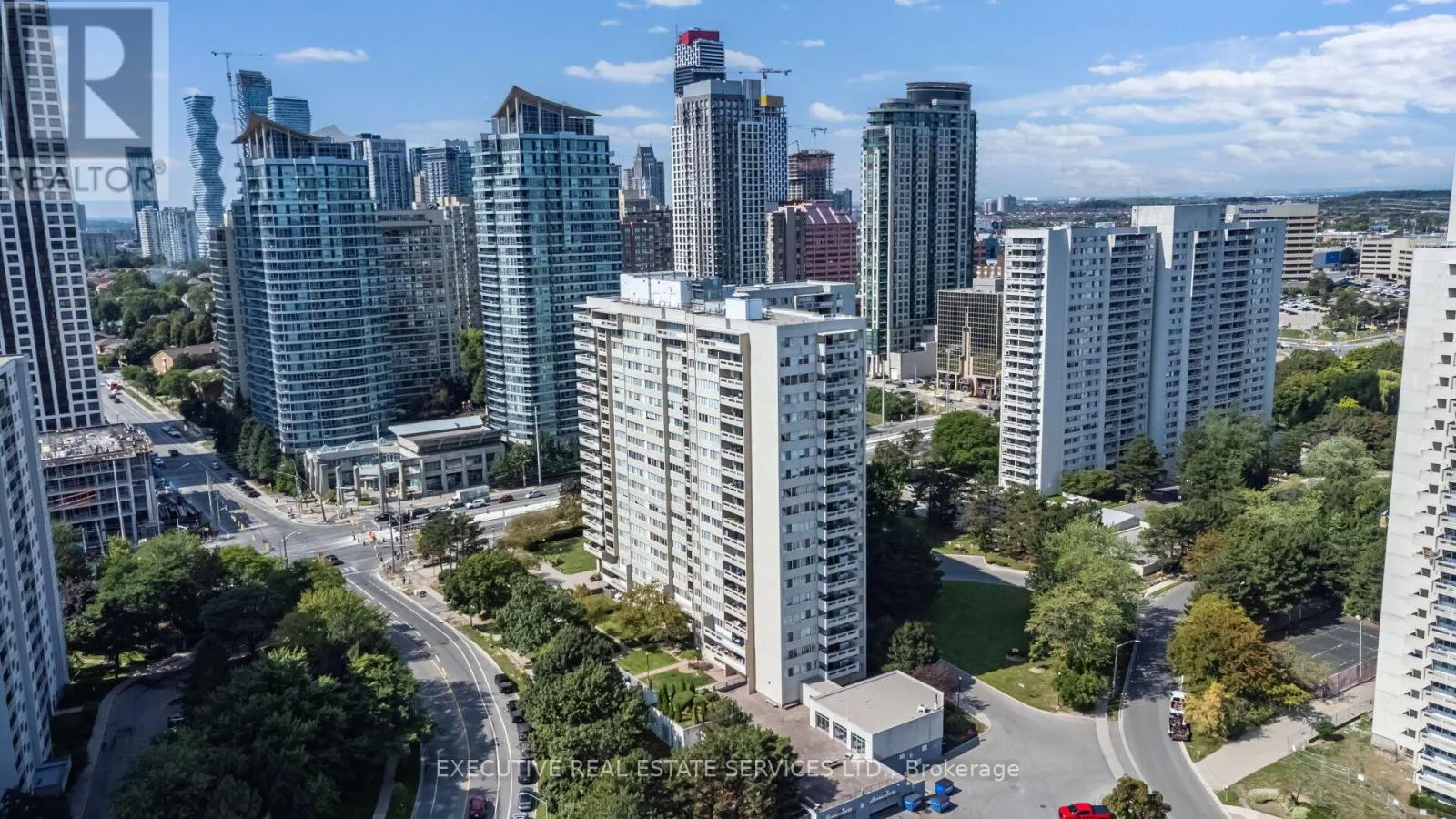 2002 - 3590 KANEFF CRESCENT
