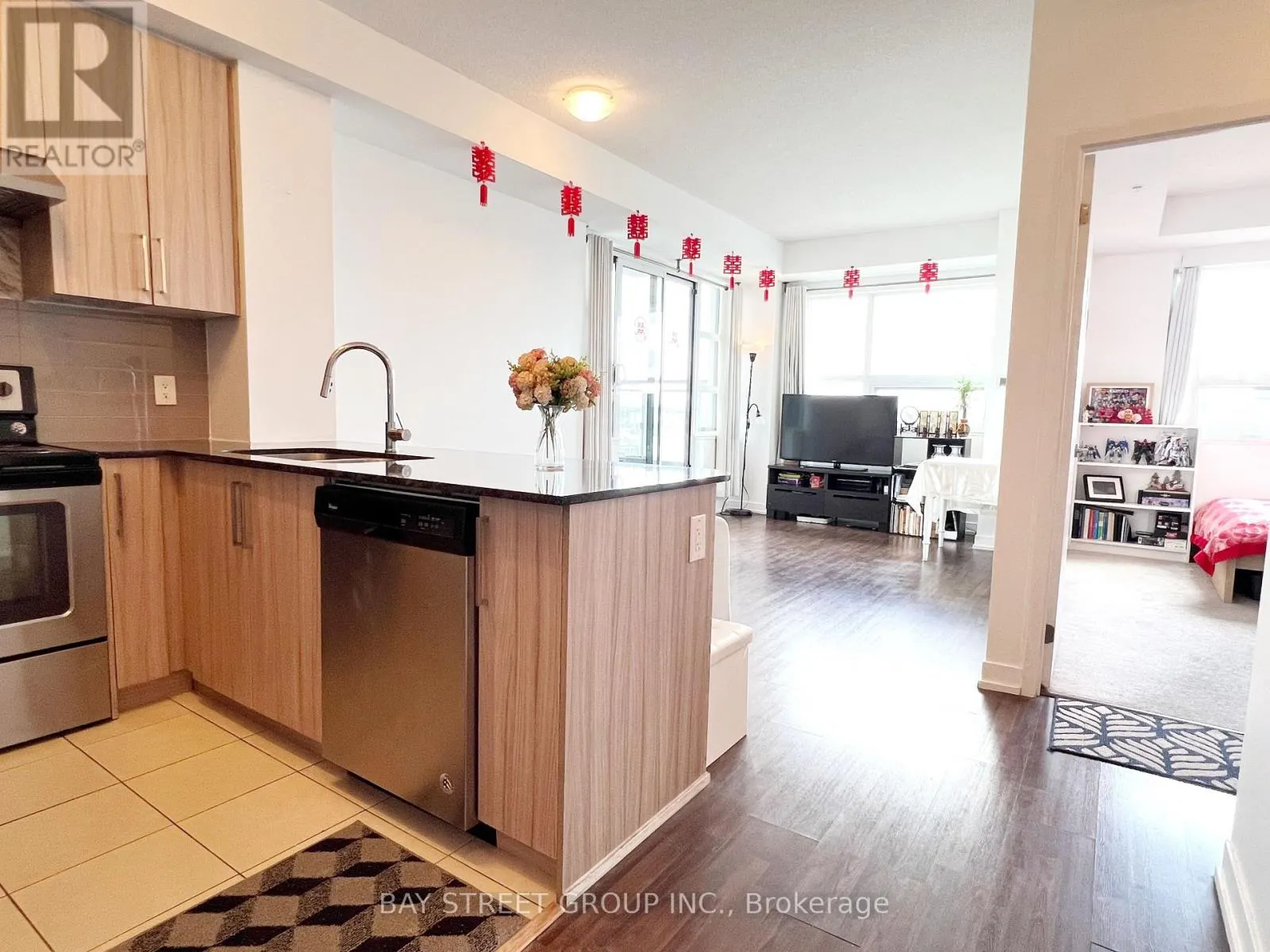 409 - 840 QUEENS PLATE DRIVE
