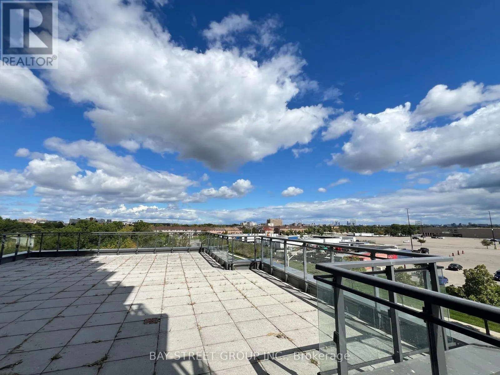 409 - 840 QUEENS PLATE DRIVE