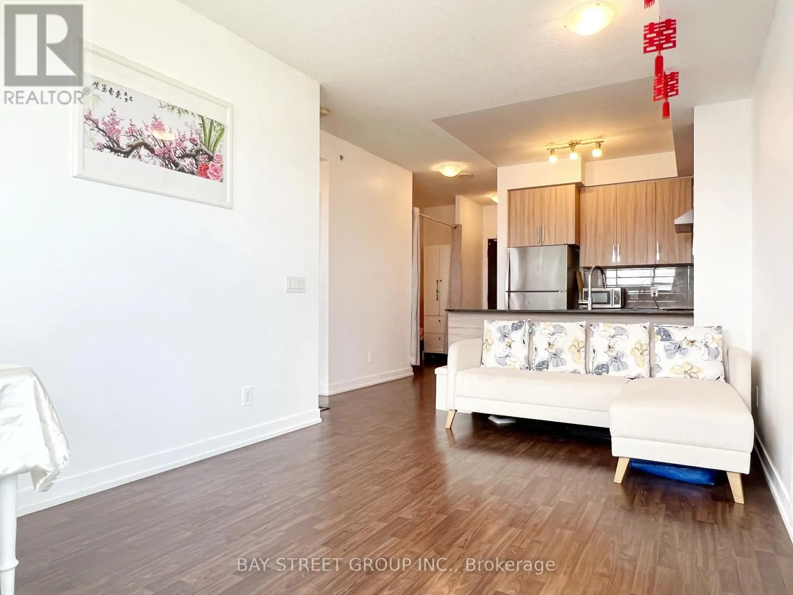 409 - 840 QUEENS PLATE DRIVE