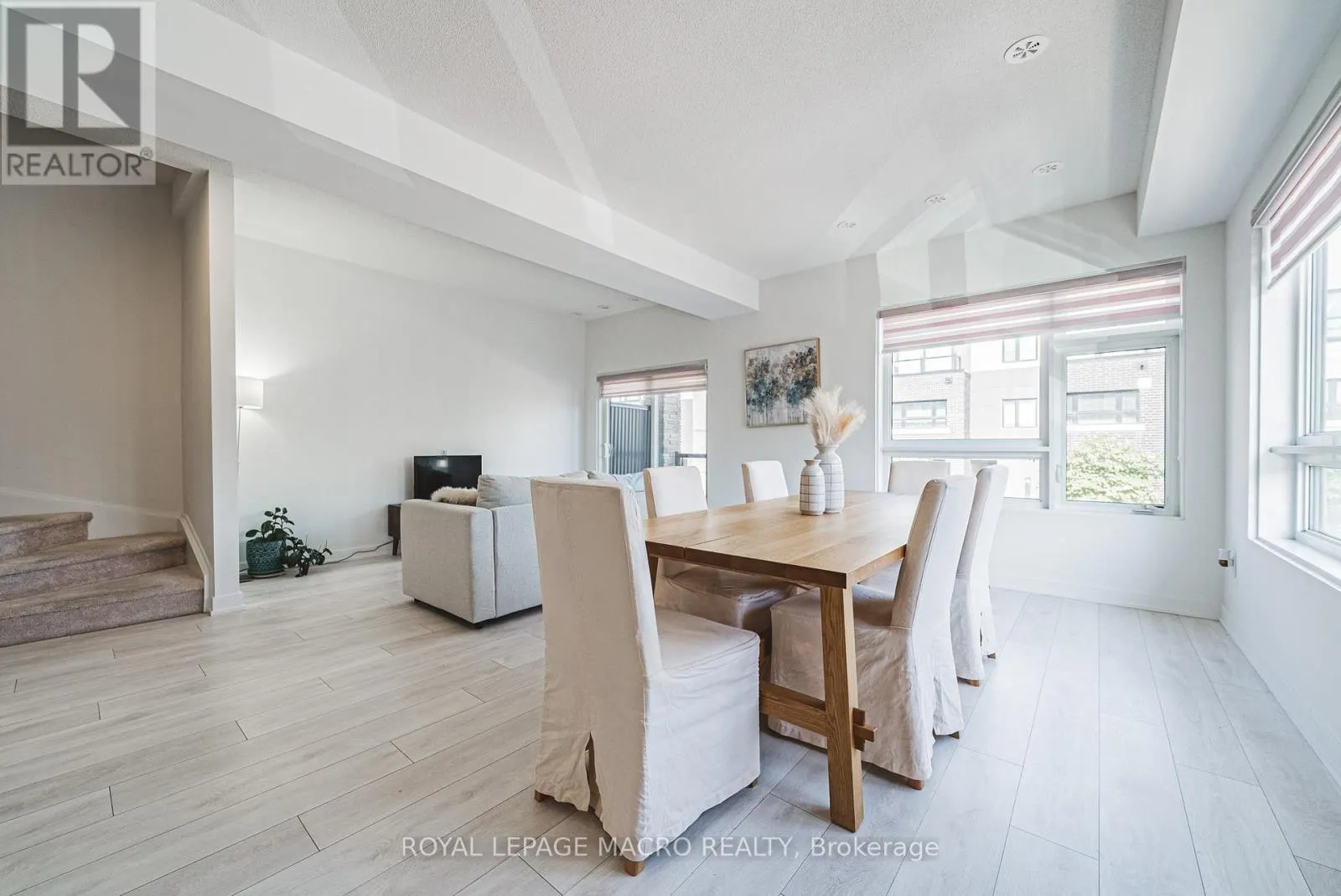 13 - 1121 COOKE BOULEVARD