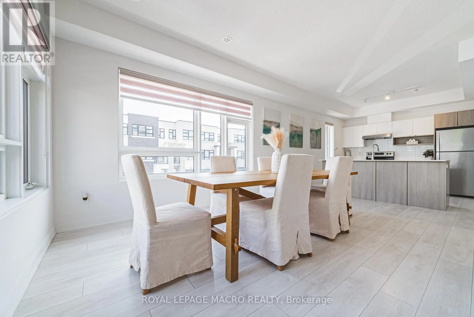 13 - 1121 COOKE BOULEVARD