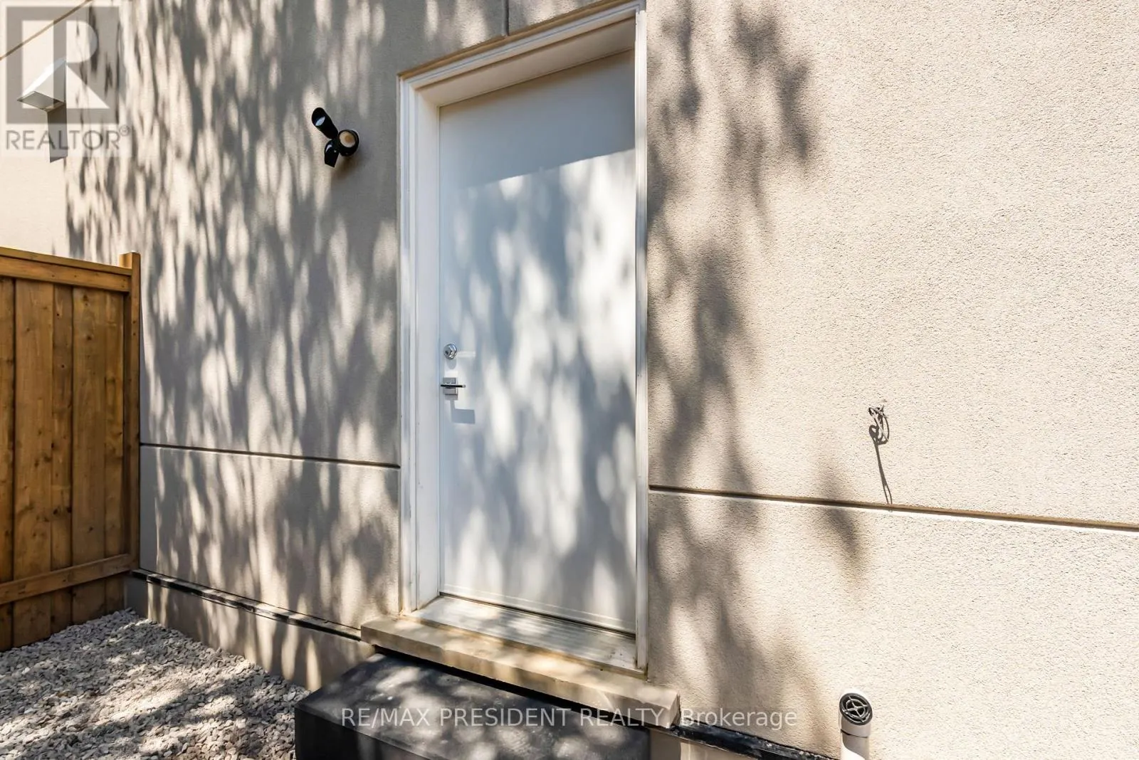 16 HUMHELLER ROAD
