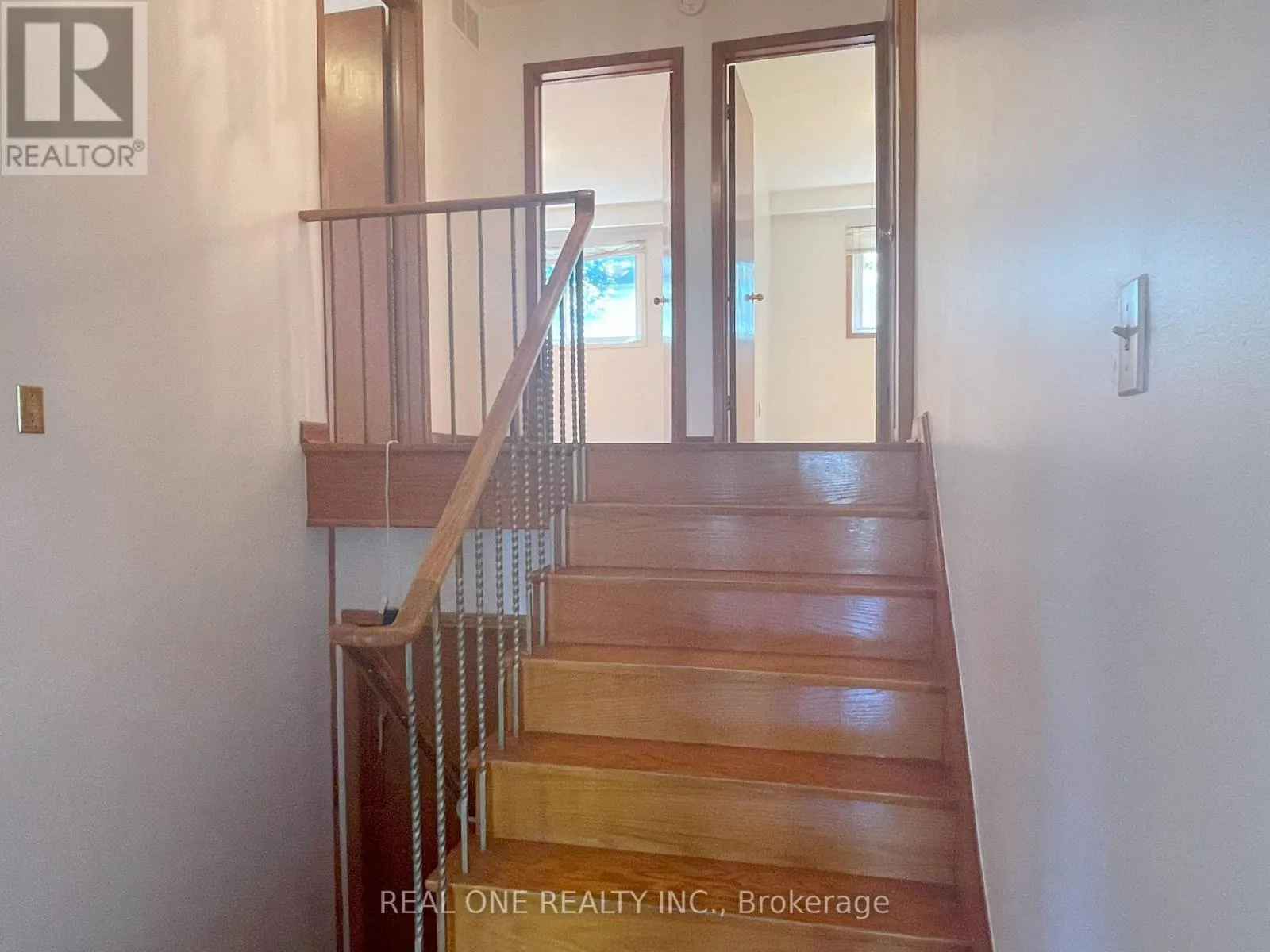 3217 LEDNIER TERRACE