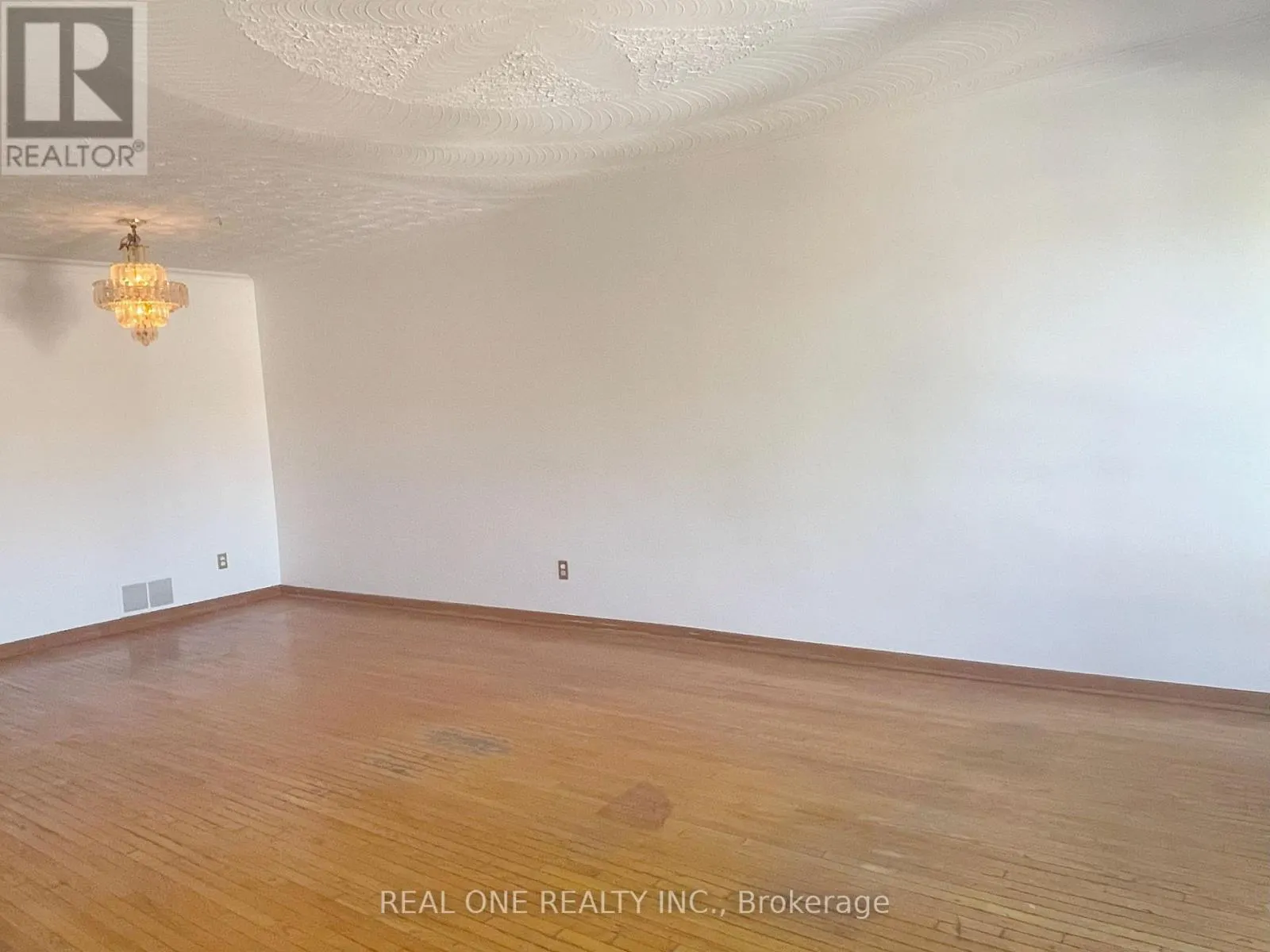 3217 LEDNIER TERRACE