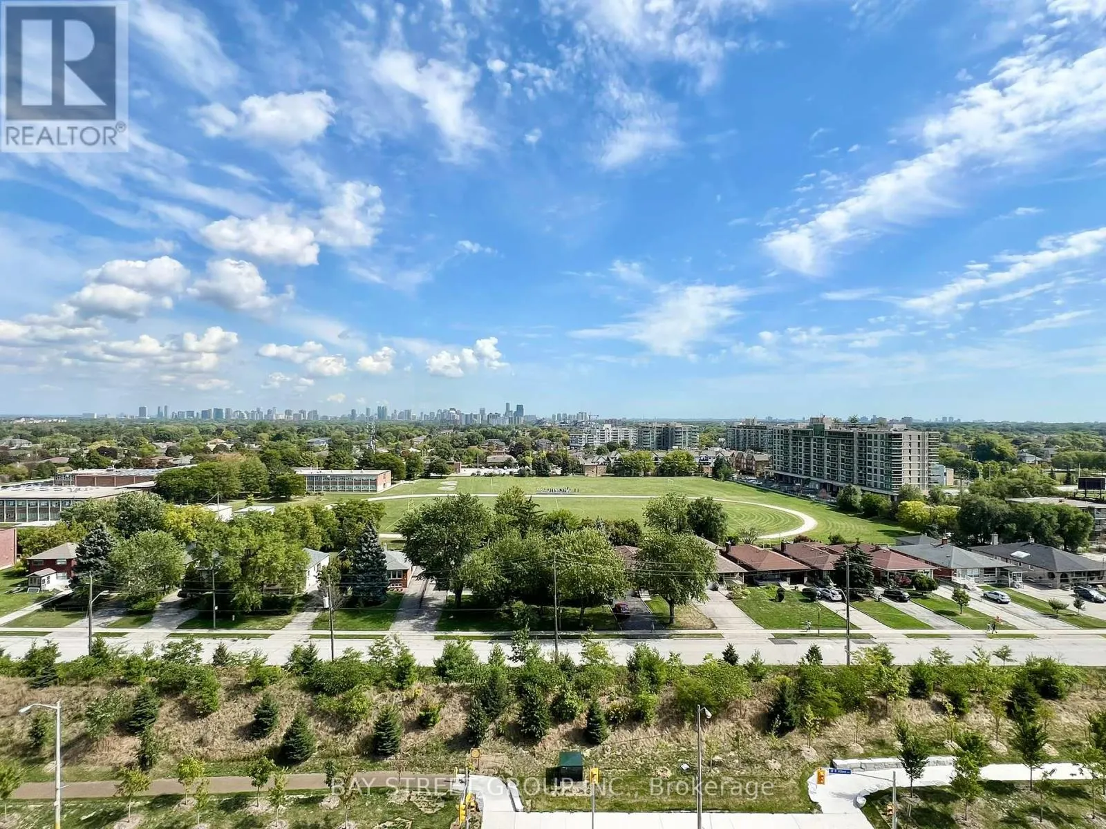 1111 - 10 DE BOERS DRIVE