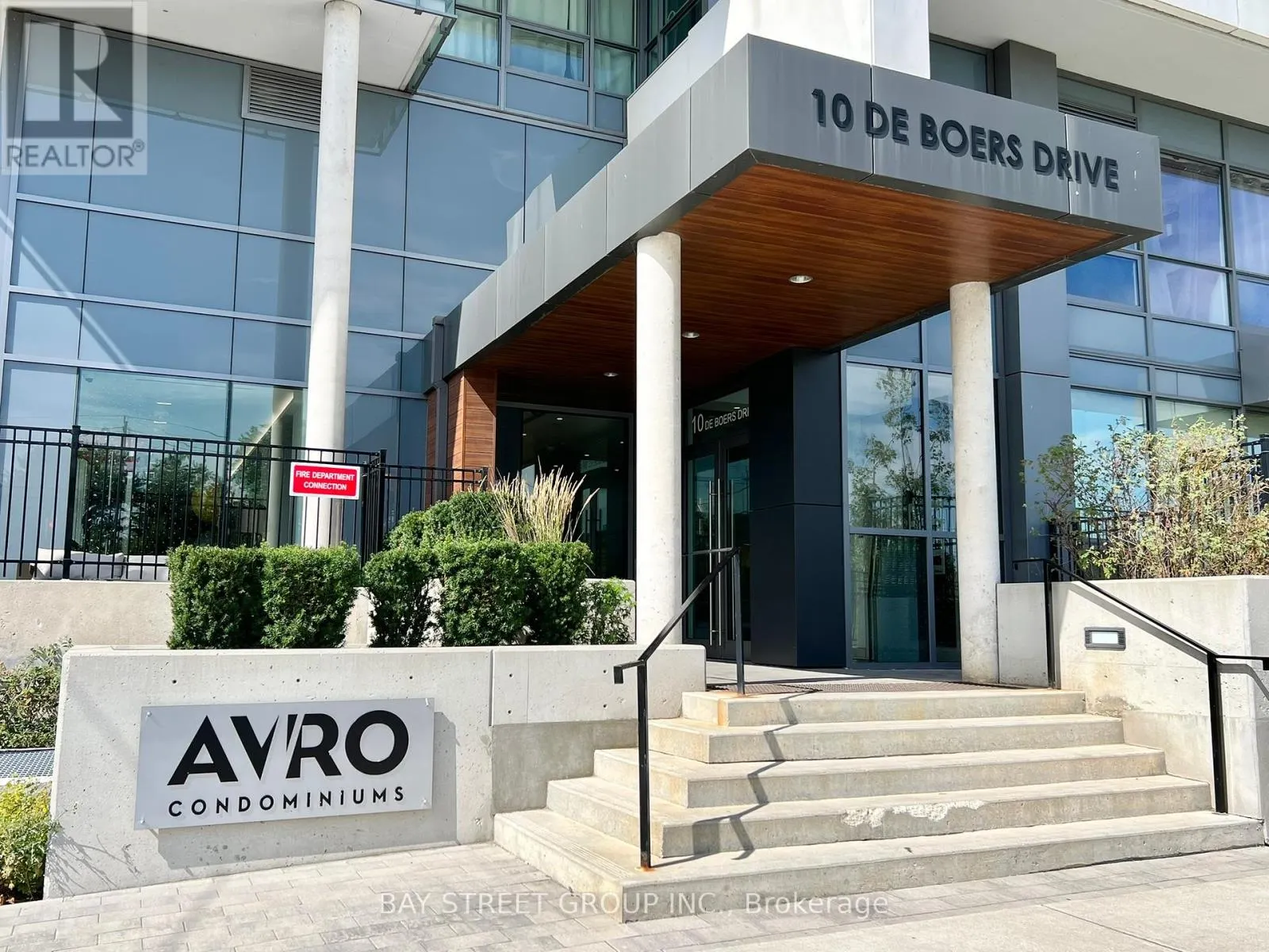 1111 - 10 DE BOERS DRIVE