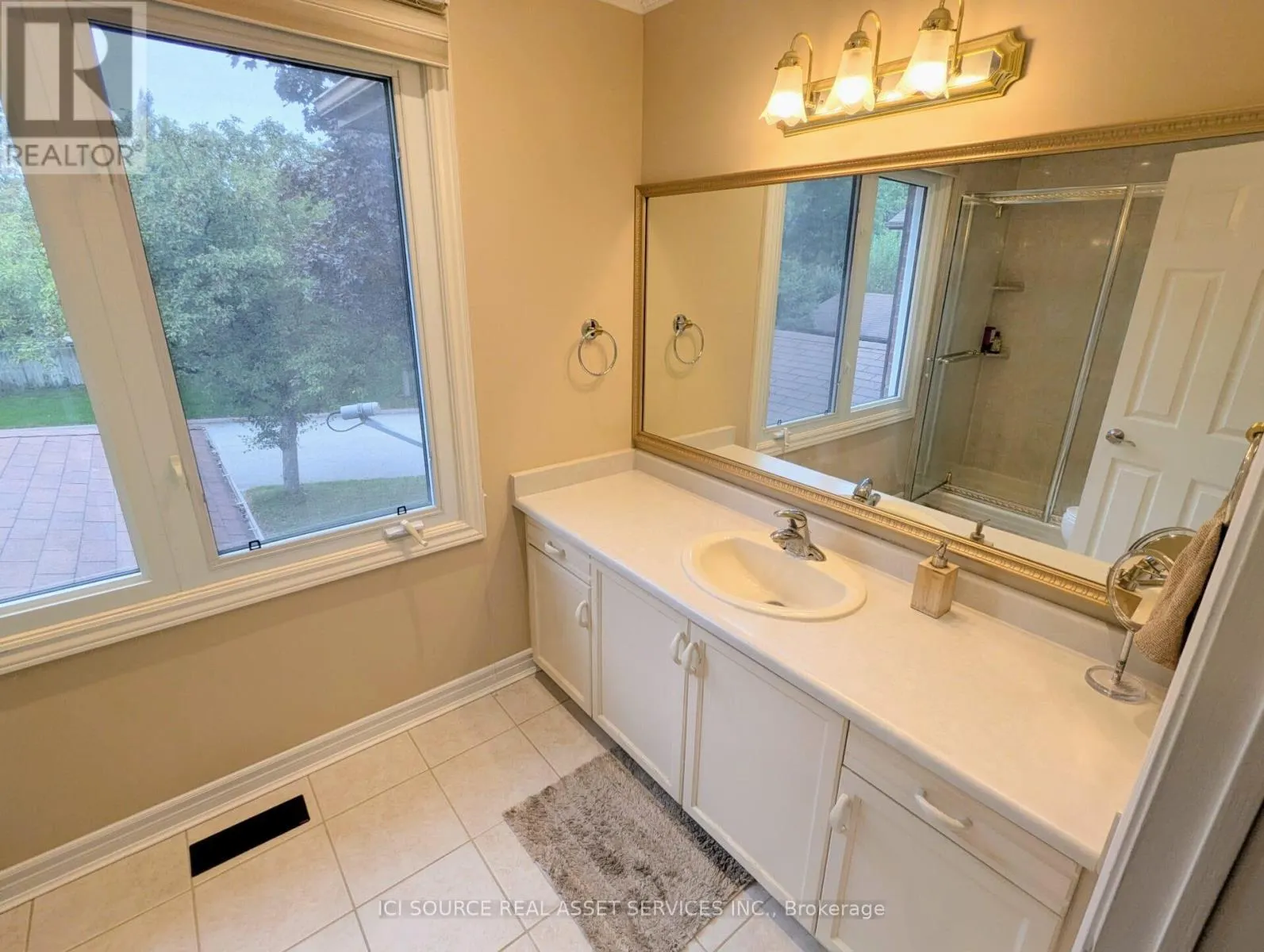 3669 BAIRD COURT