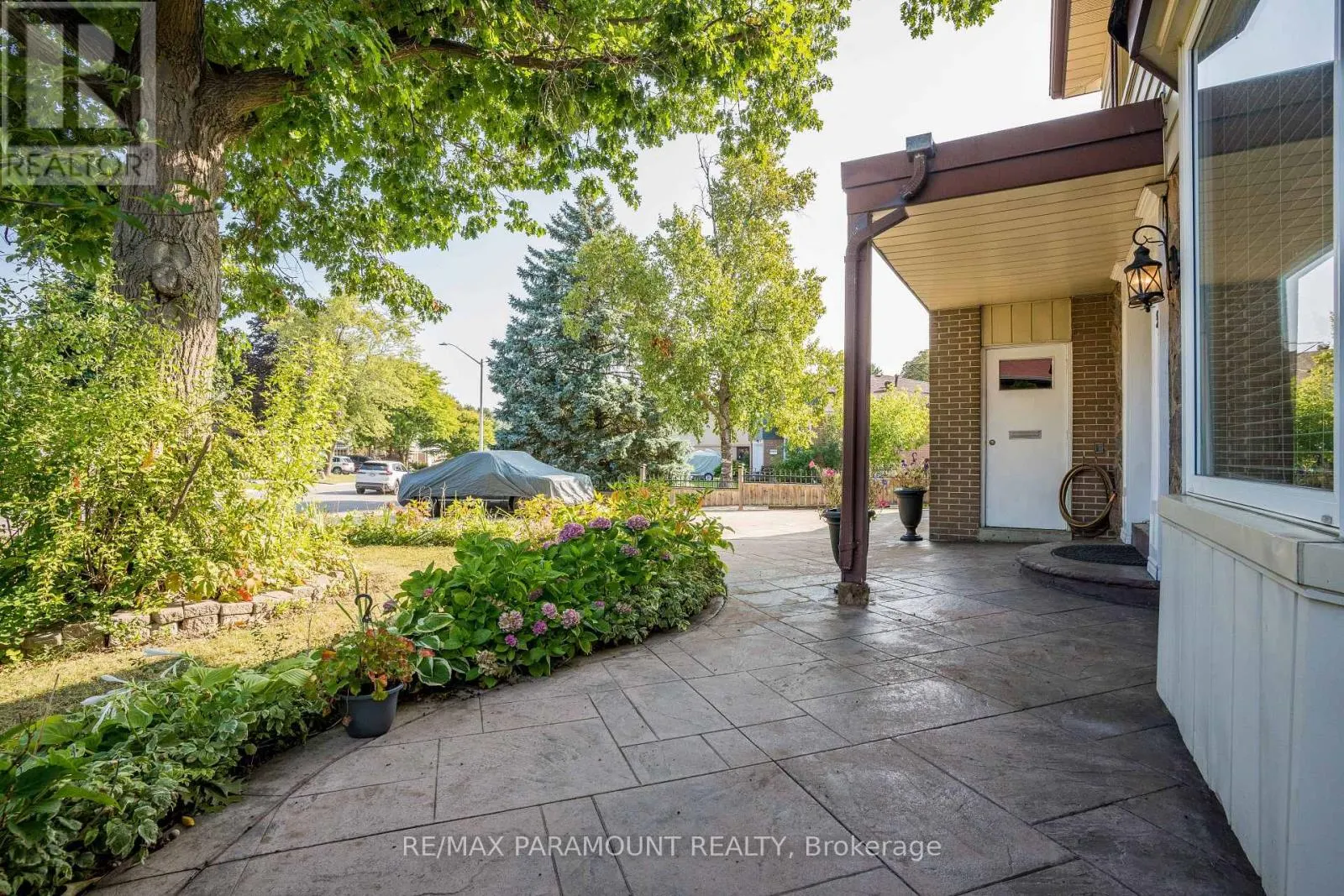 59 WATSON CRESCENT
