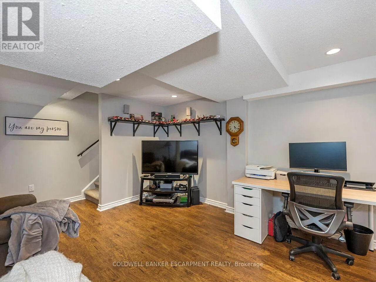 109 MOWAT CRESCENT