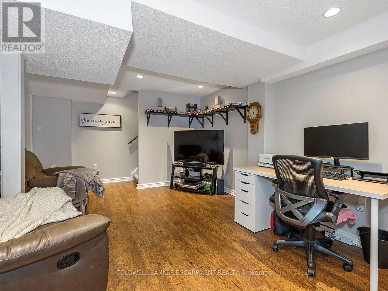 109 MOWAT CRESCENT