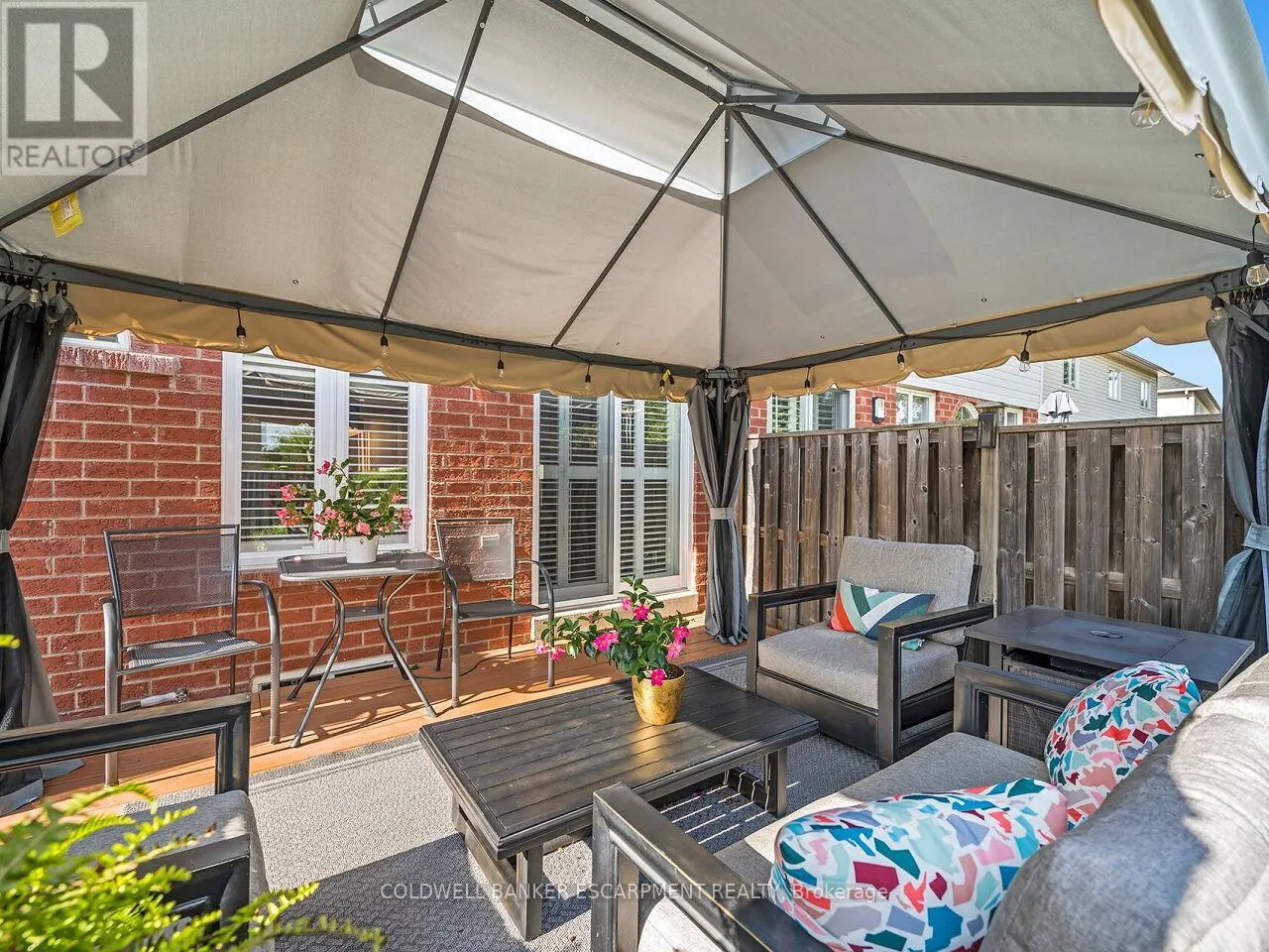 109 MOWAT CRESCENT