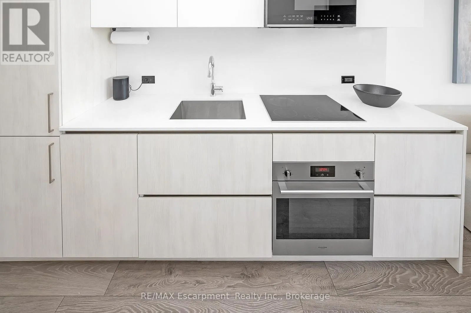 1011 - 21 PARK STREET E, #1011