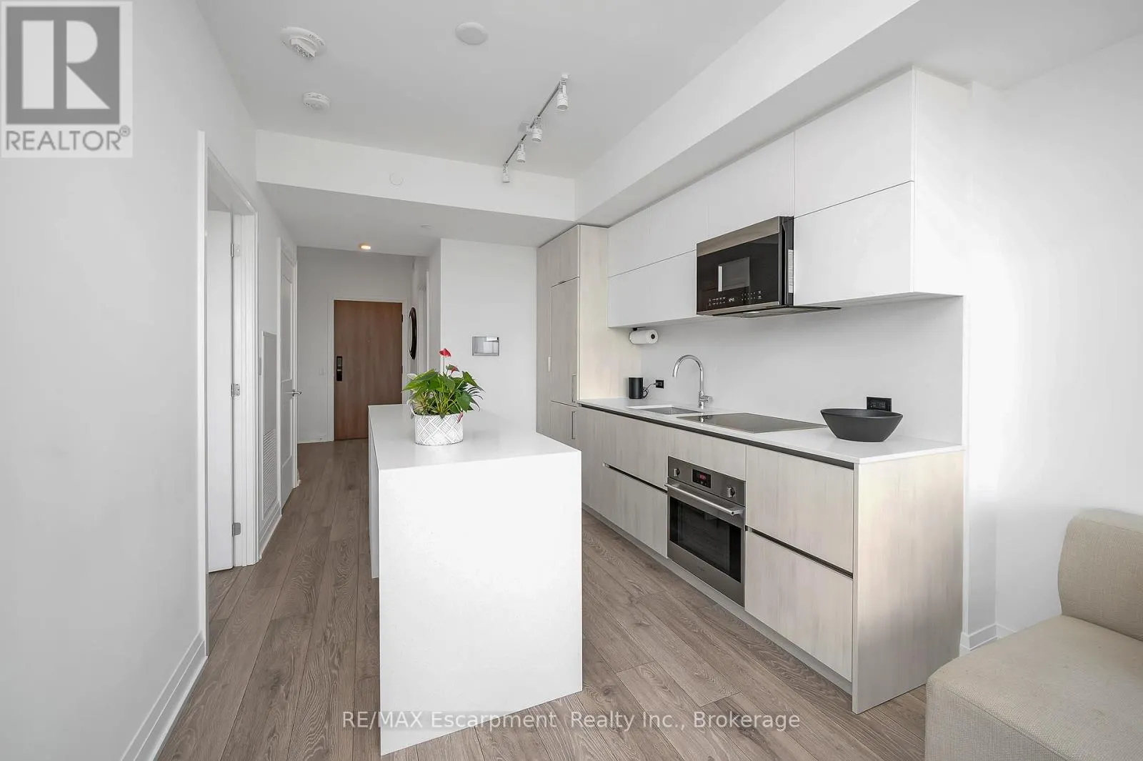 1011 - 21 PARK STREET E, #1011