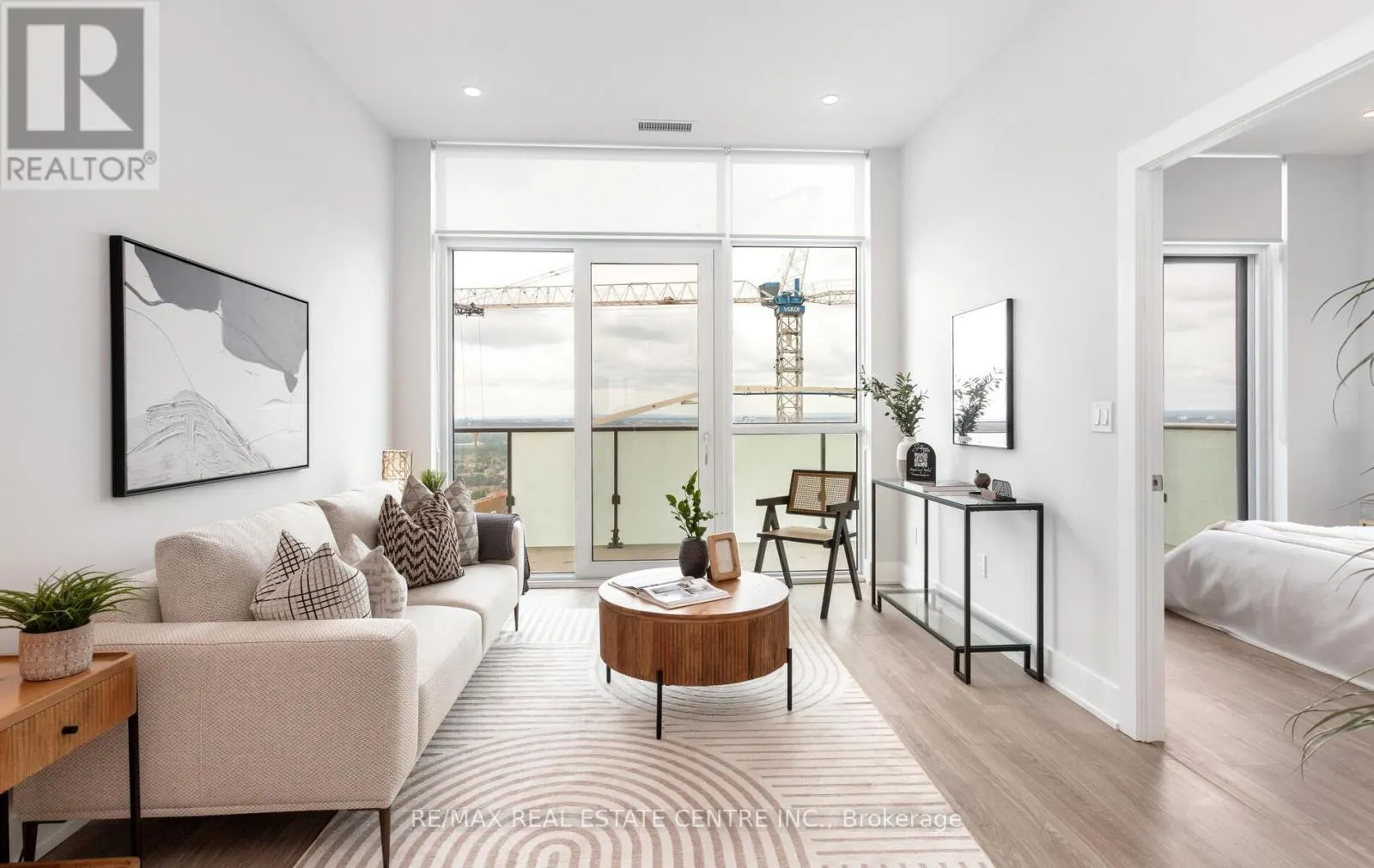 PH10 - 4130 PARKSIDE VILLAGE DRIVE