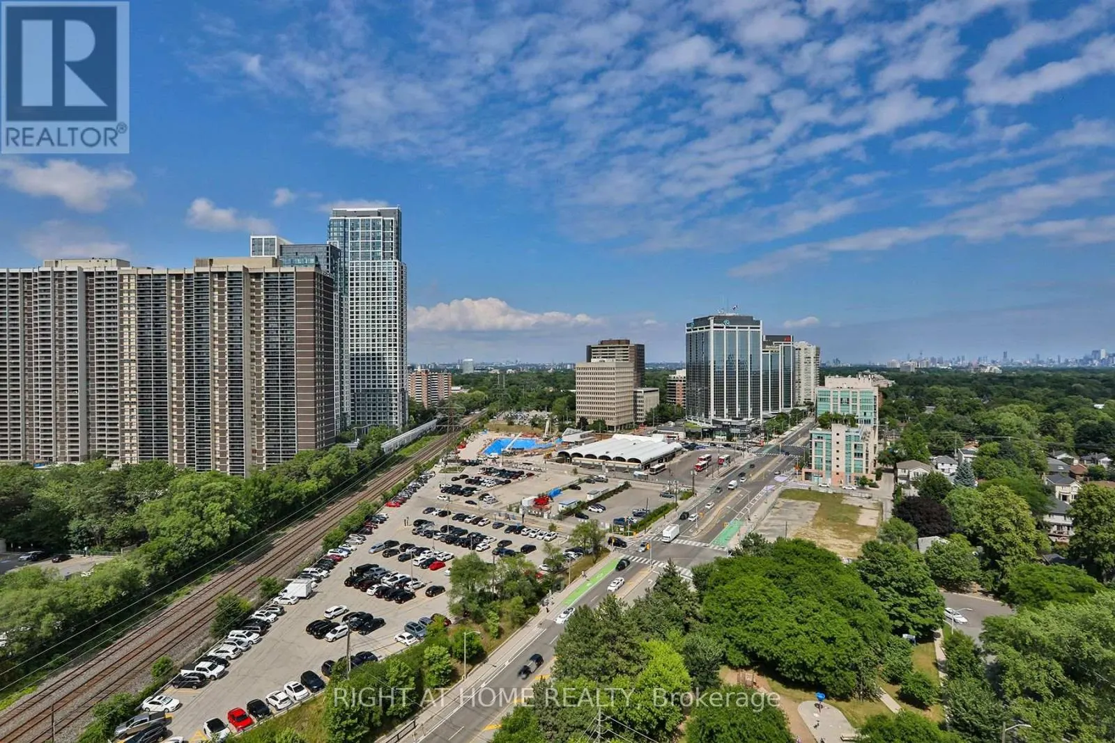 313 - 2 FIELDWAY ROAD