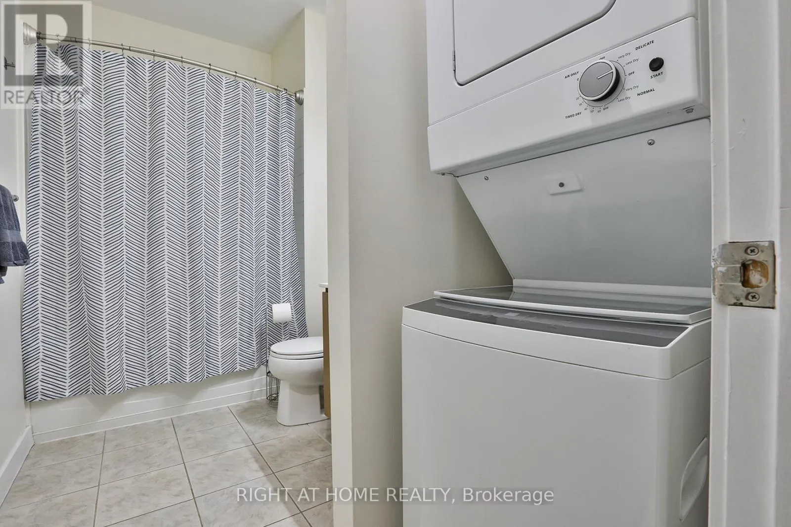 313 - 2 FIELDWAY ROAD