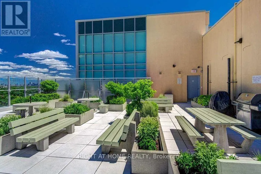 313 - 2 FIELDWAY ROAD