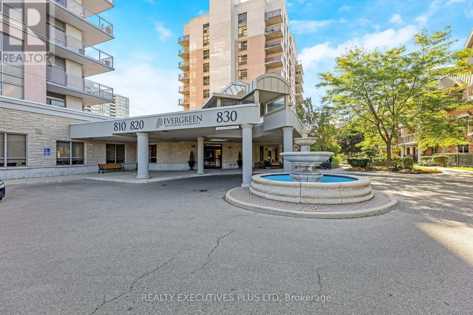 313 - 830 SCOLLARD COURT