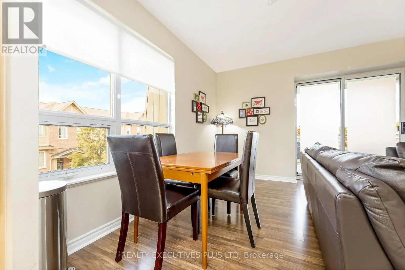 313 - 830 SCOLLARD COURT