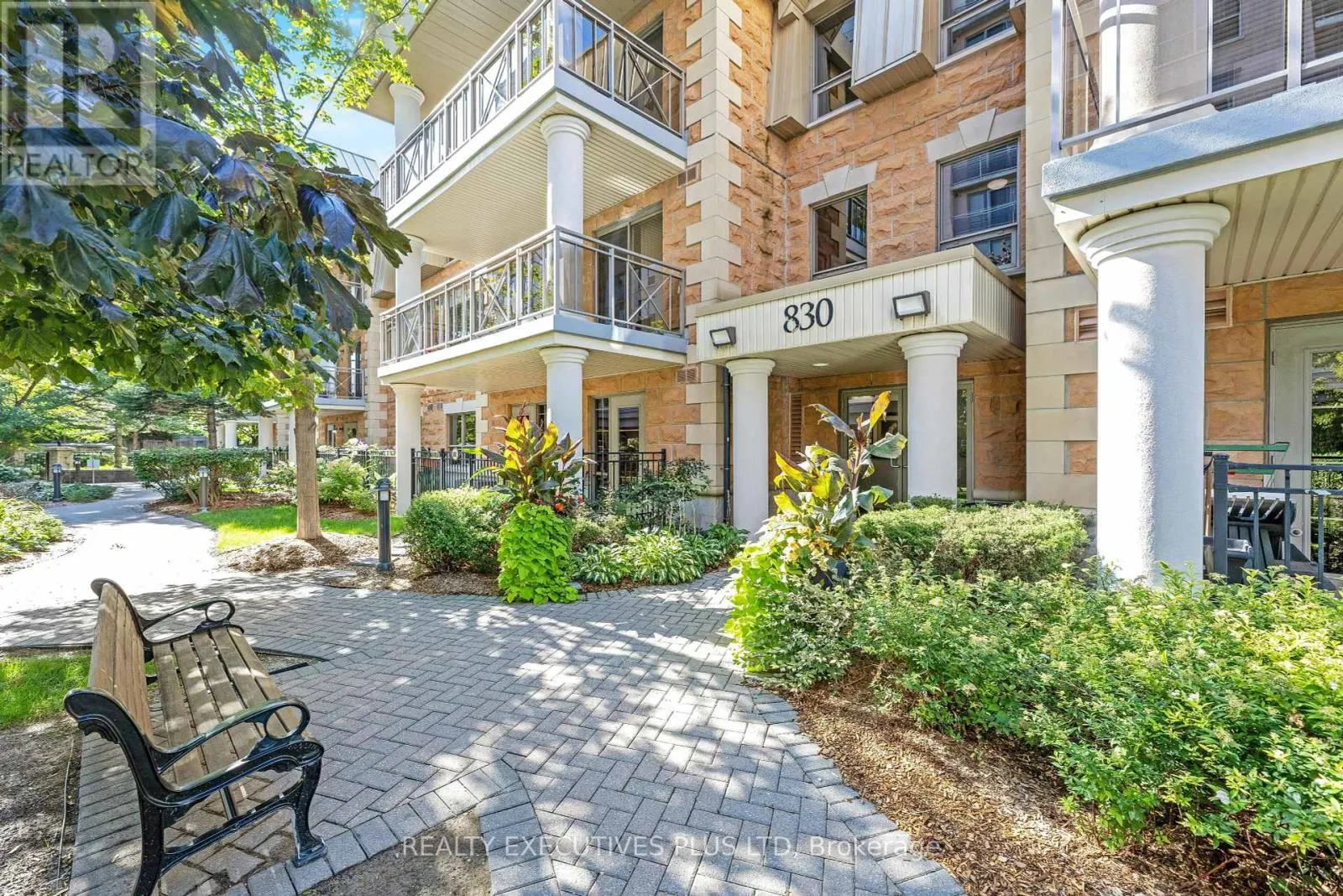 313 - 830 SCOLLARD COURT