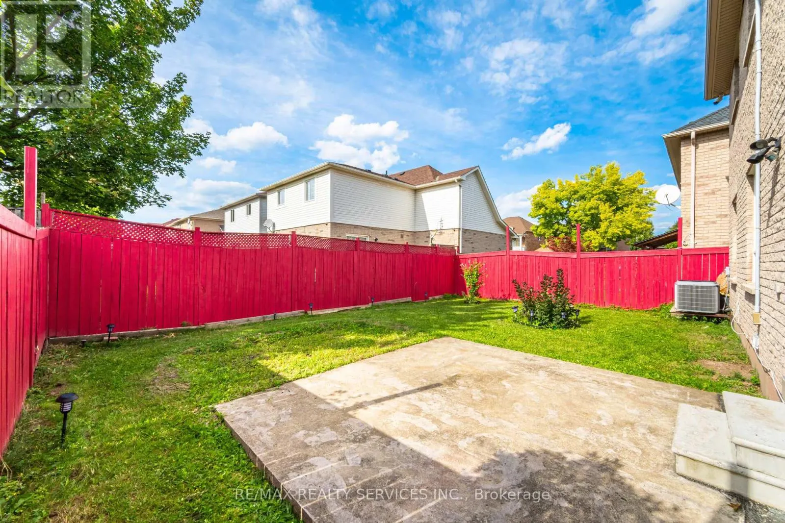 12 WOODVALLEY DRIVE