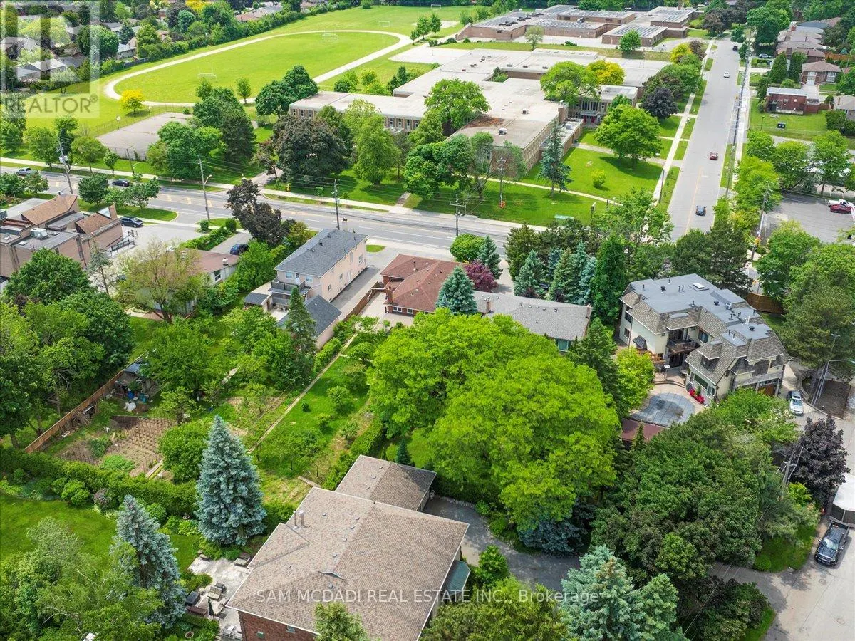1491 ROYAL YORK ROAD