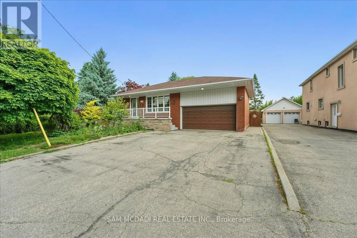 1491 ROYAL YORK ROAD