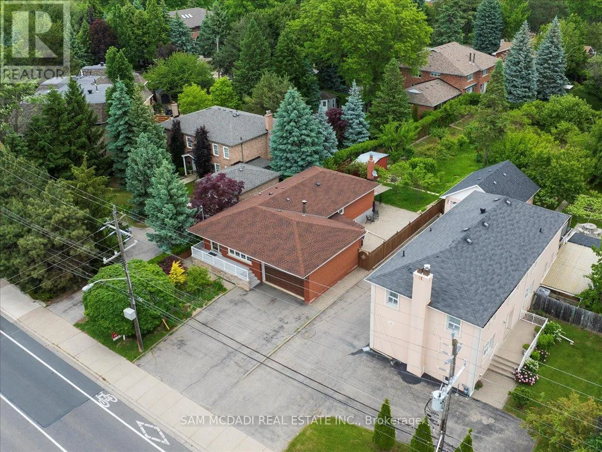 1491 ROYAL YORK ROAD