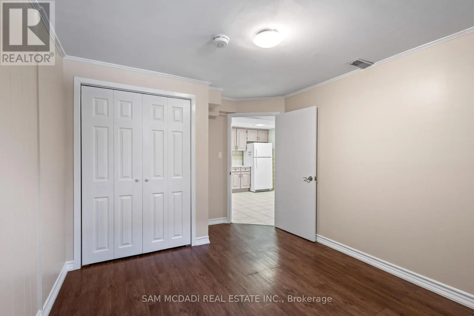 1491 ROYAL YORK ROAD