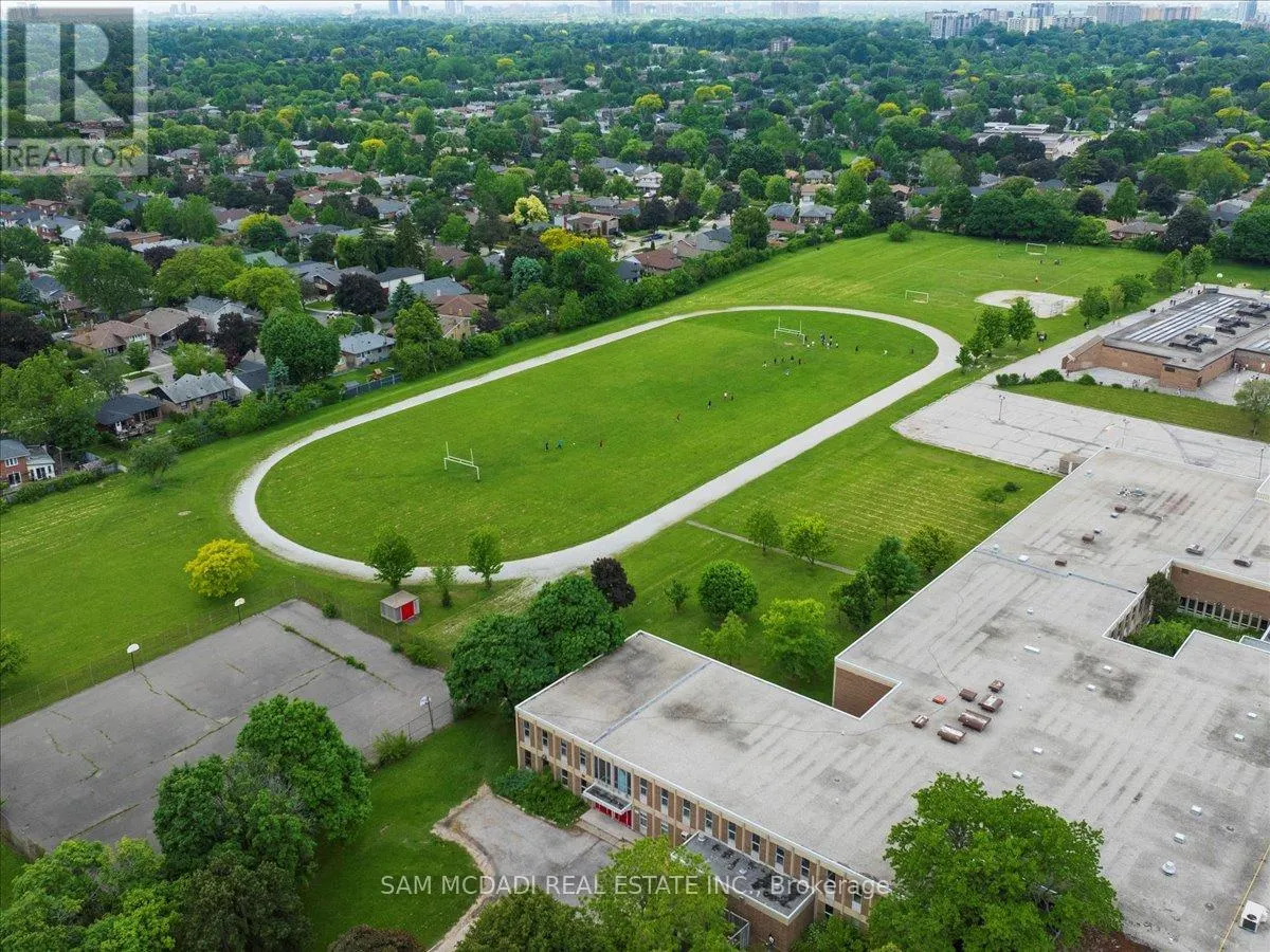 1491 ROYAL YORK ROAD