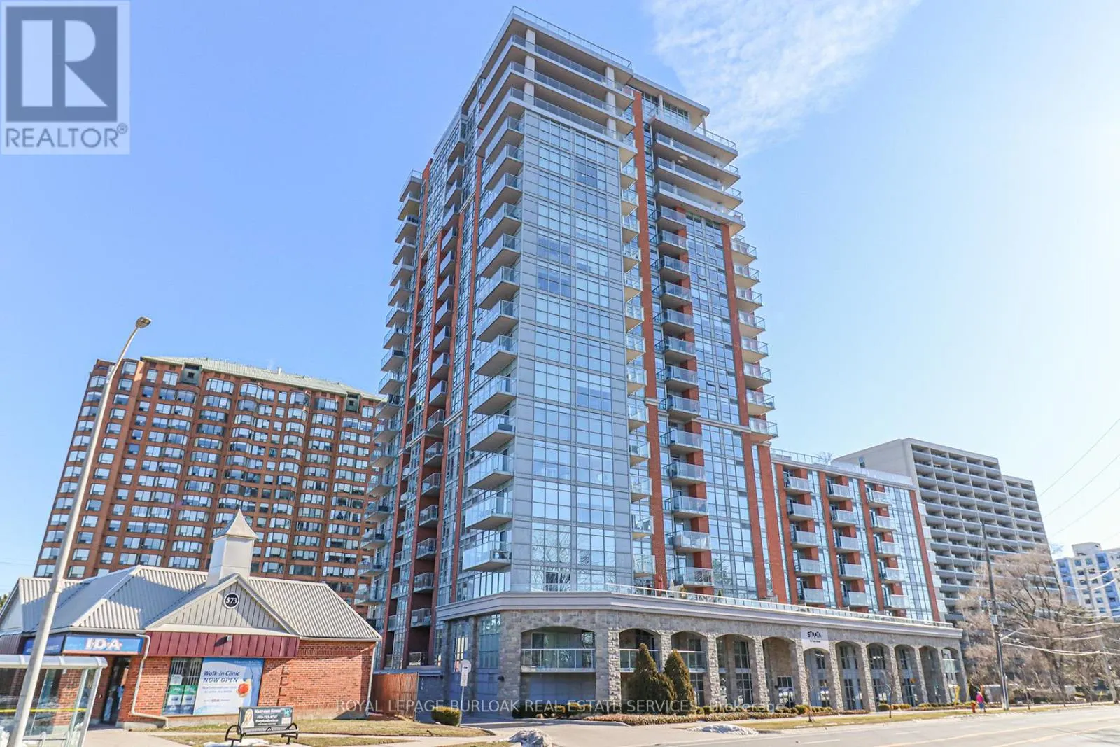 1408 - 551 MAPLE AVENUE