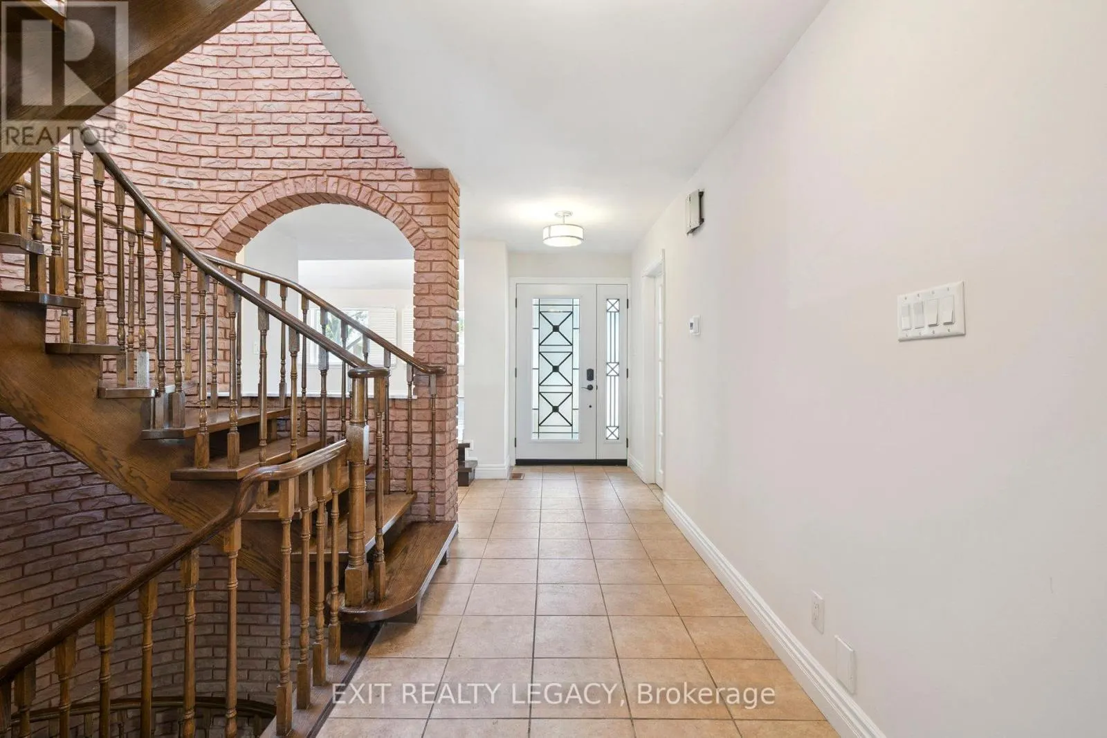 6 MUIR AVENUE