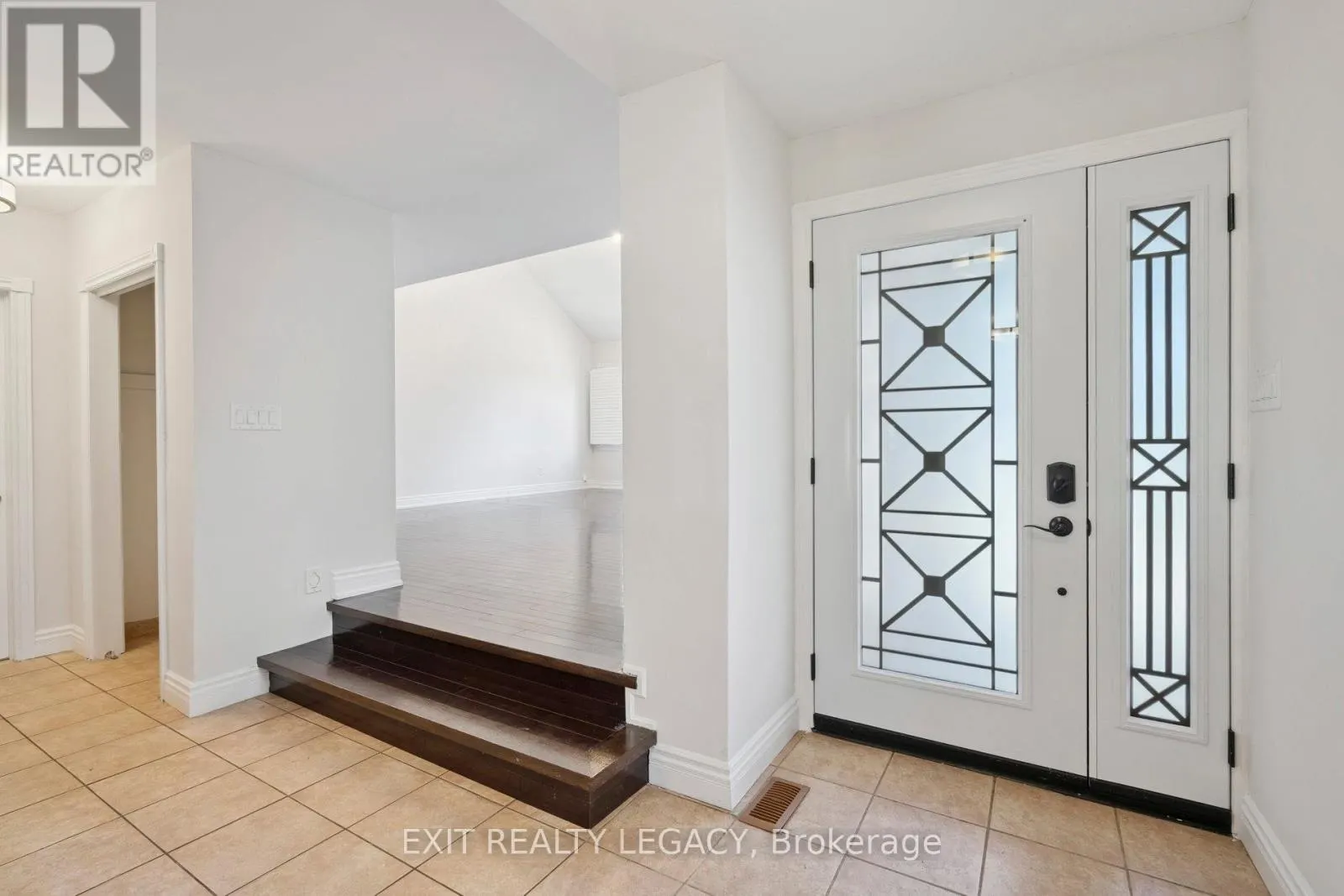 6 MUIR AVENUE
