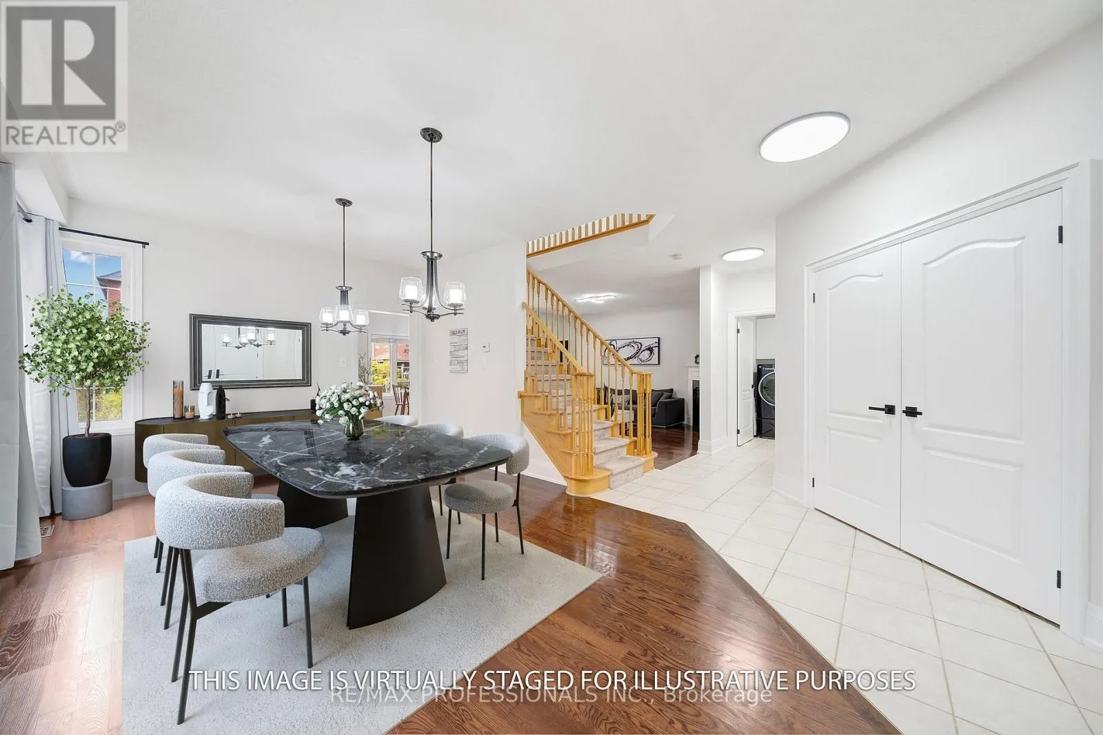 67 CHAPLIN CRESCENT