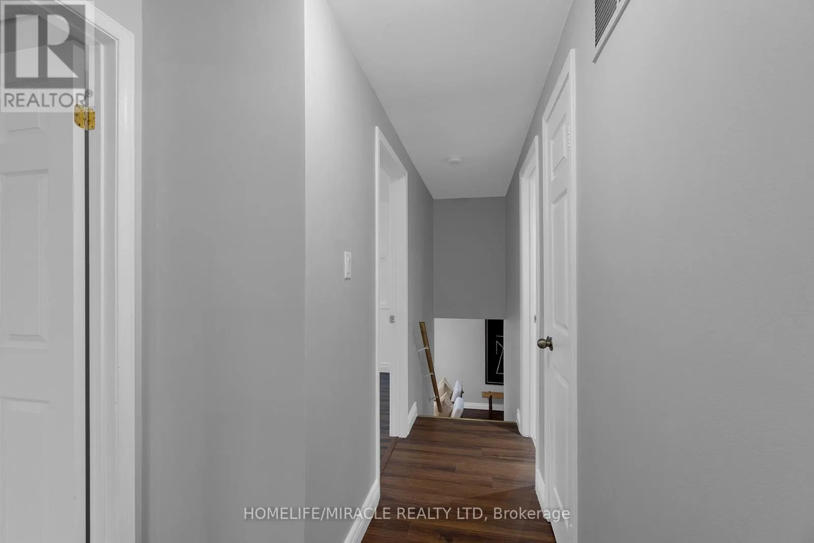 8 FRANCA CRESCENT