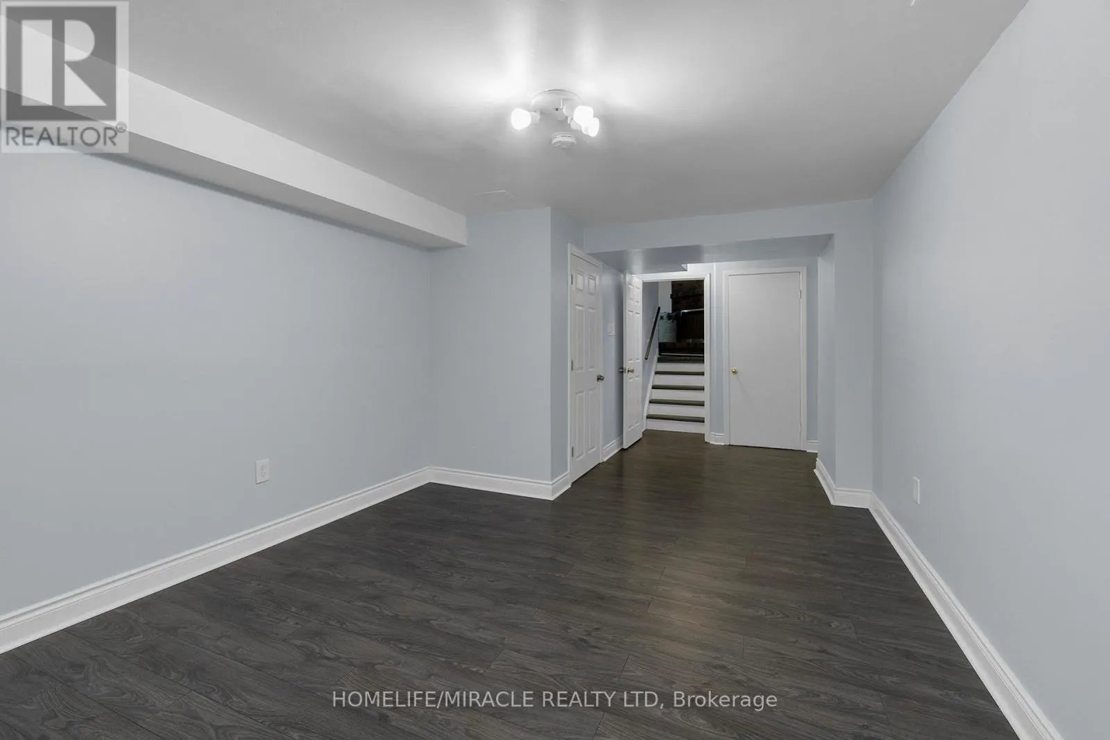 8 FRANCA CRESCENT