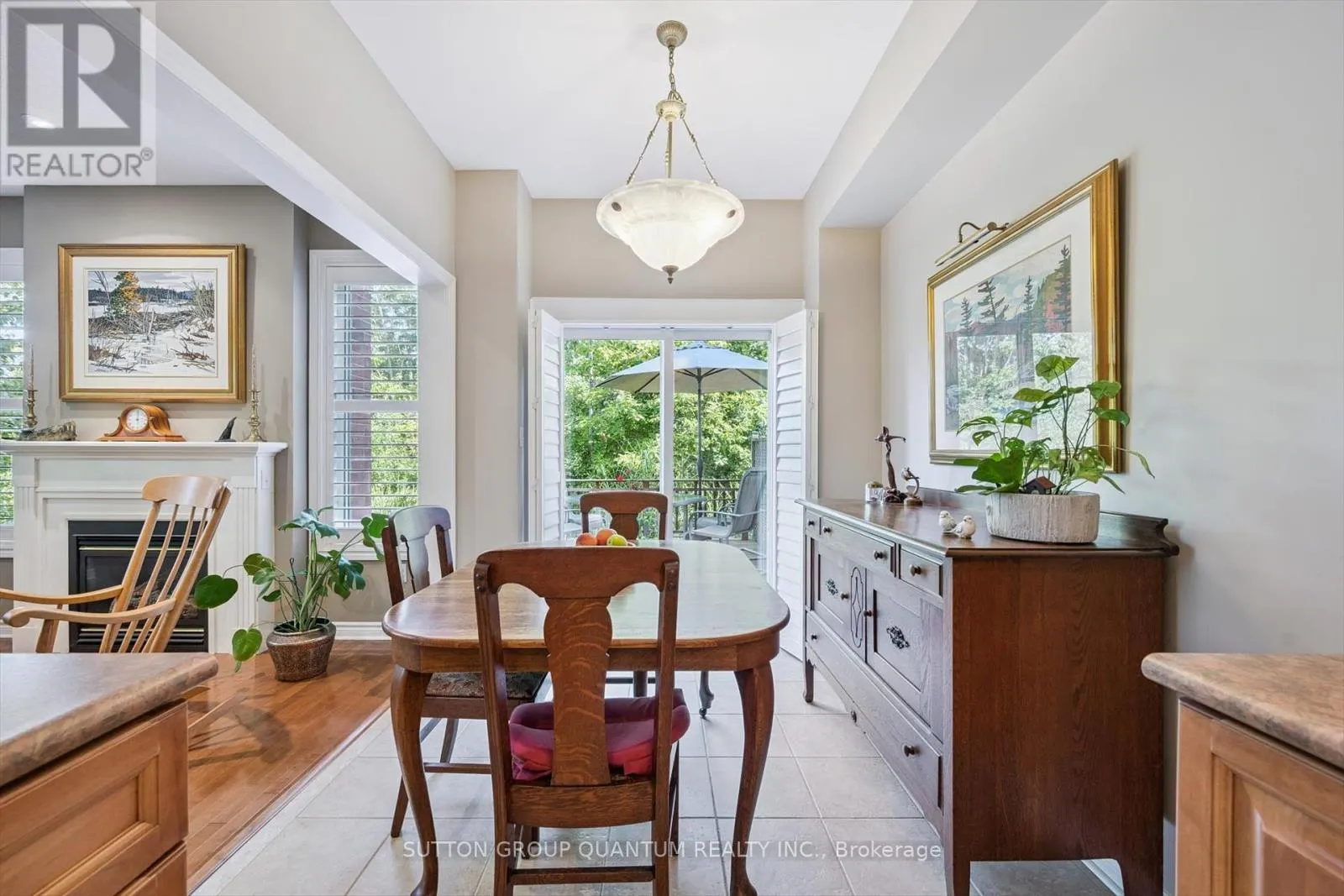 33 - 300 RAVINEVIEW WAY