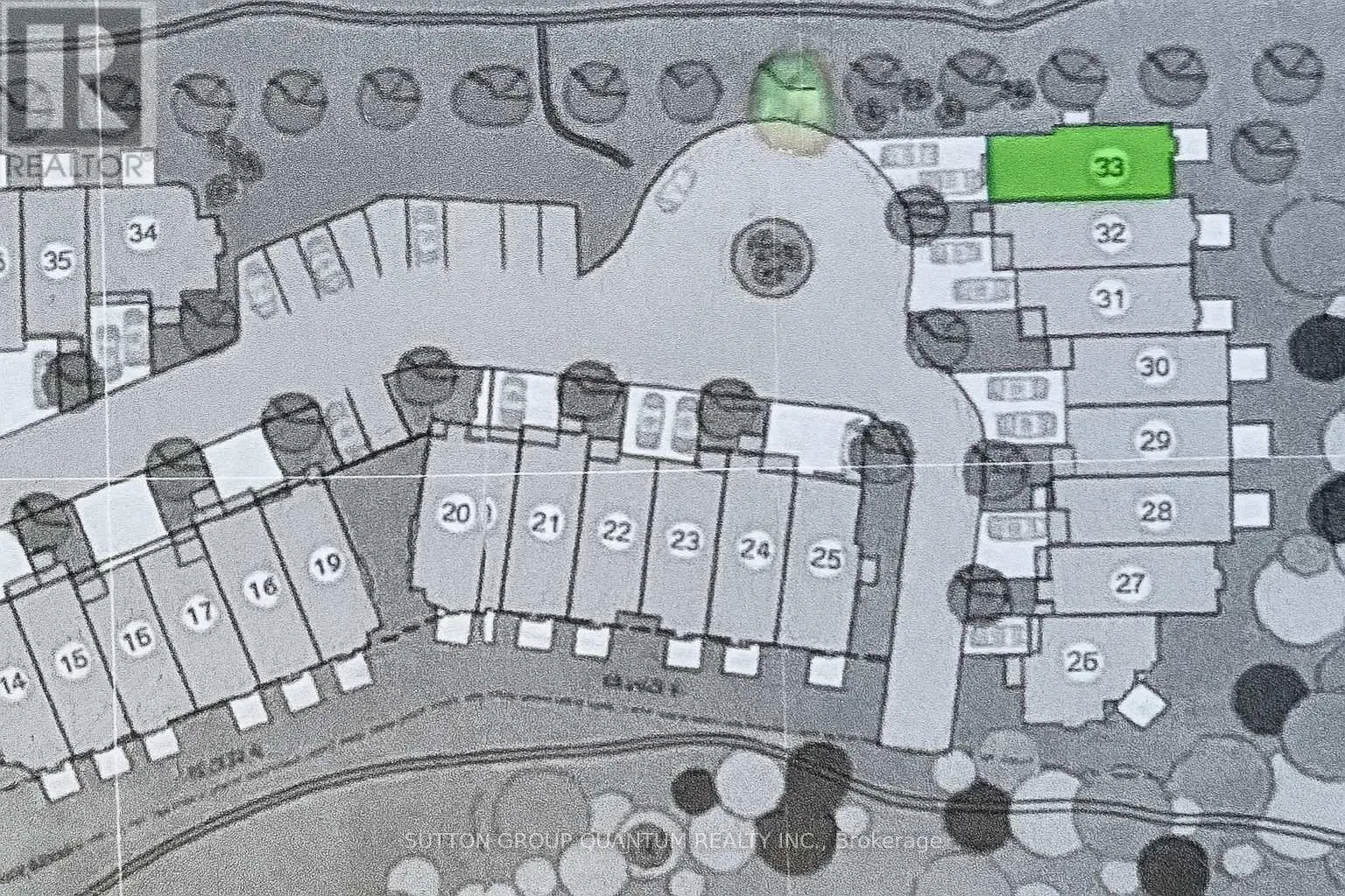 33 - 300 RAVINEVIEW WAY