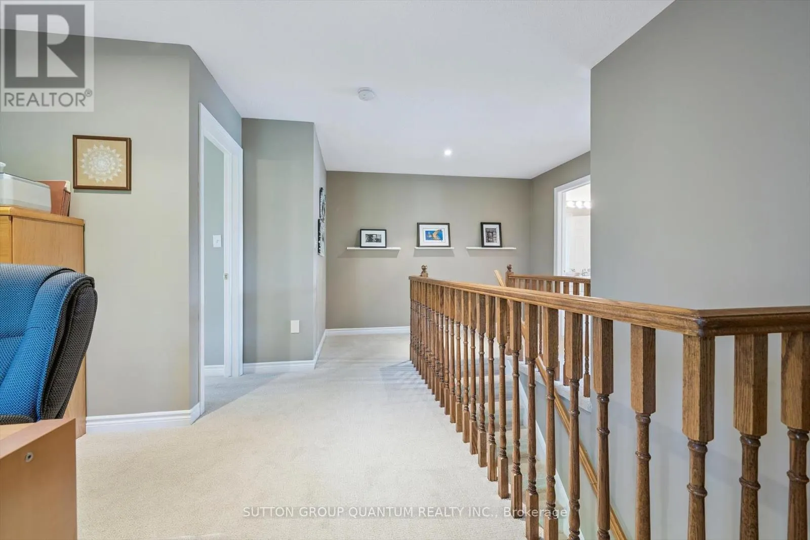 33 - 300 RAVINEVIEW WAY