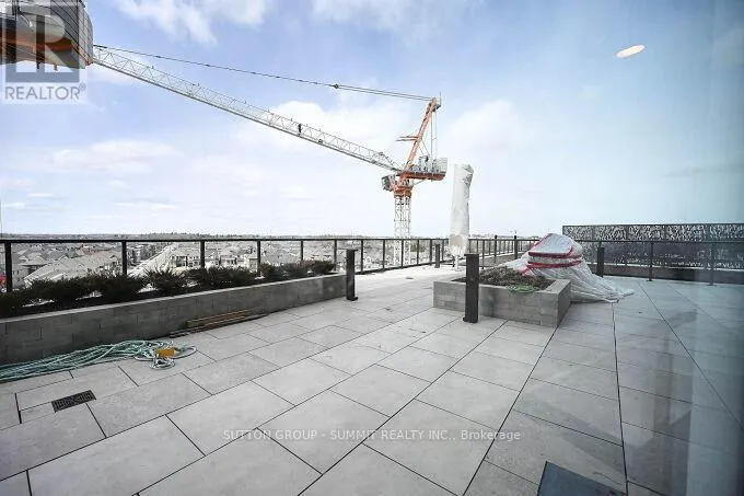 809 - 3006 WILLIAM CUTMORE BOULEVARD