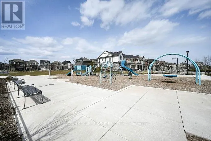 809 - 3006 WILLIAM CUTMORE BOULEVARD