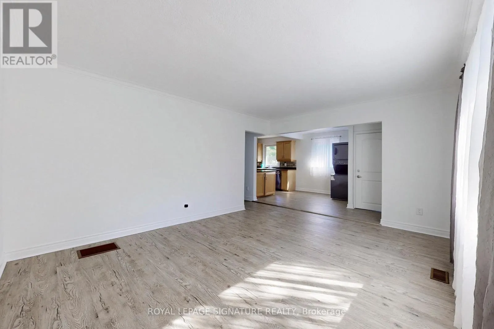 1 - 559 DRYMEN CRESCENT