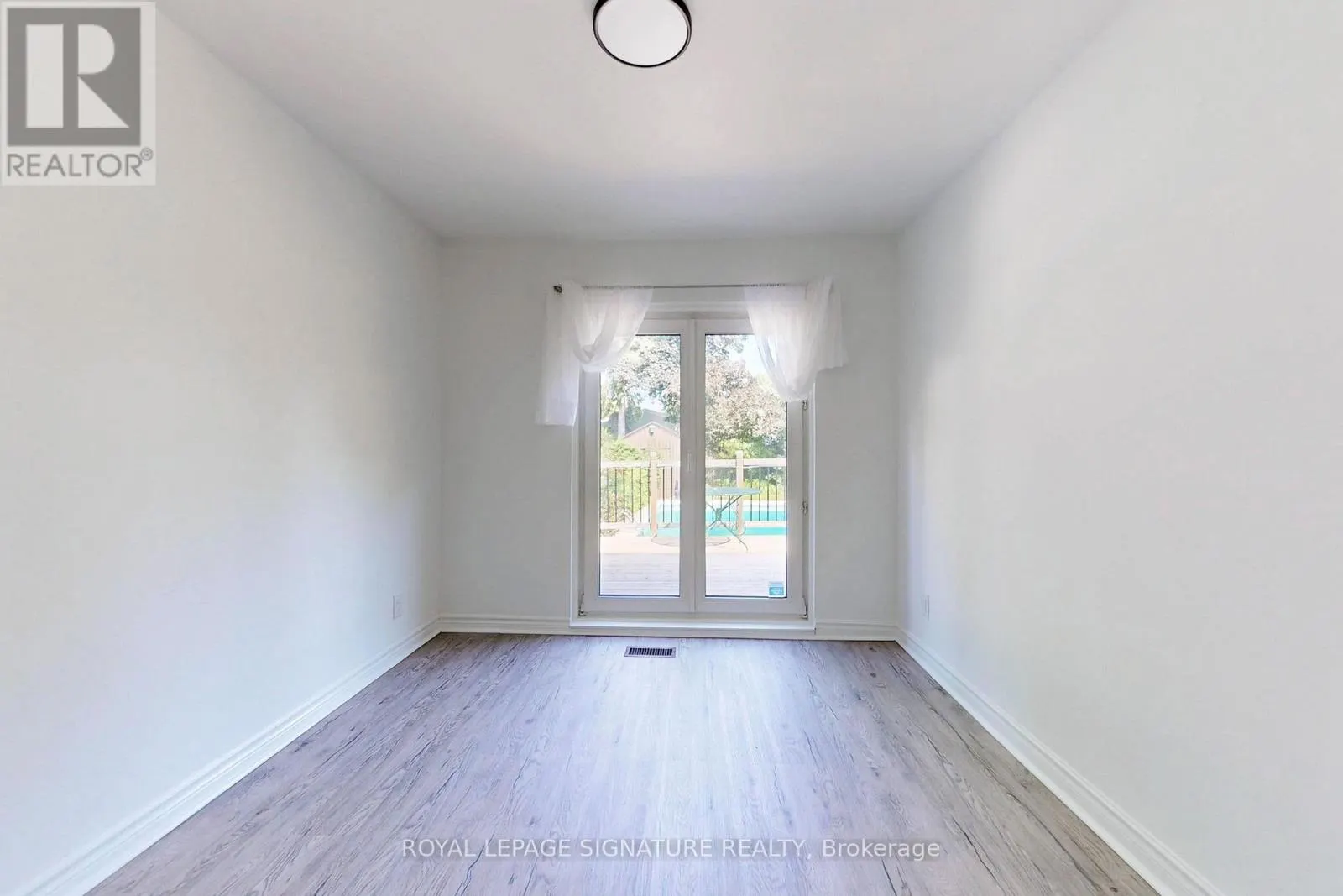 1 - 559 DRYMEN CRESCENT