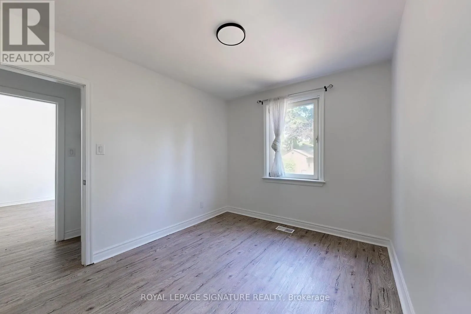 1 - 559 DRYMEN CRESCENT