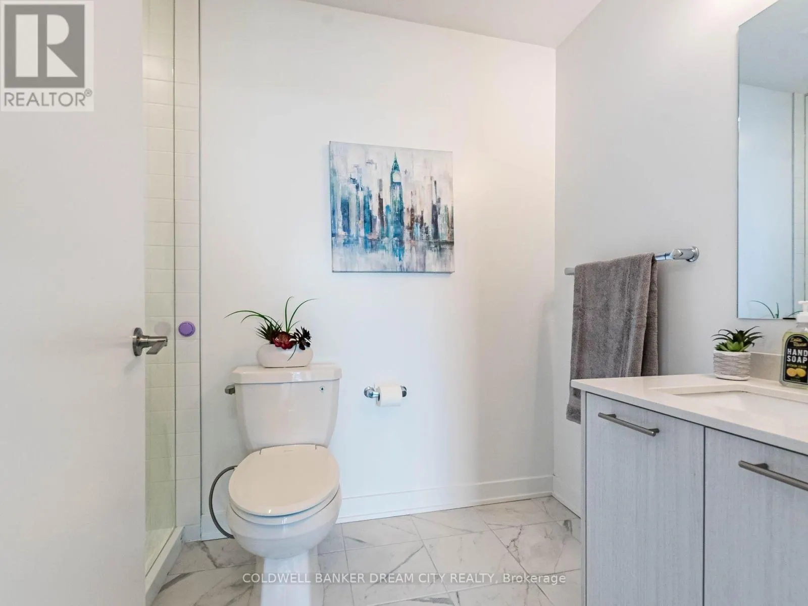510 - 1440 CLARRIAGE COURT