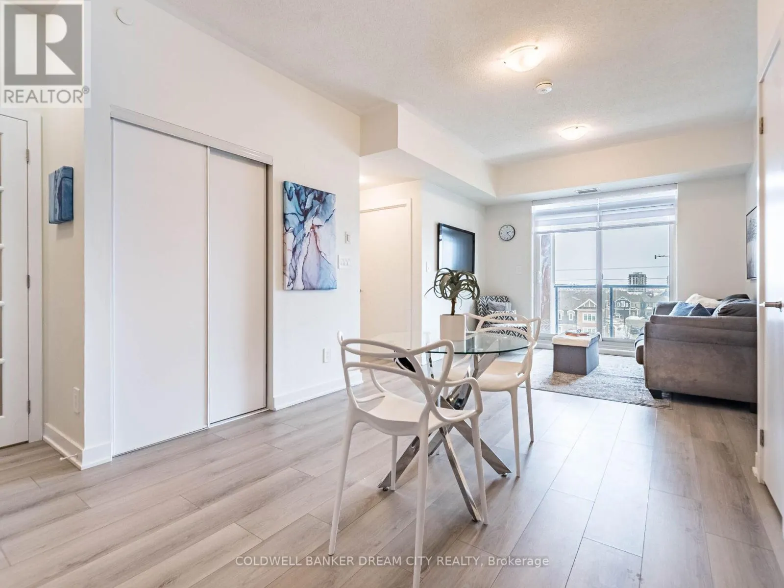 510 - 1440 CLARRIAGE COURT